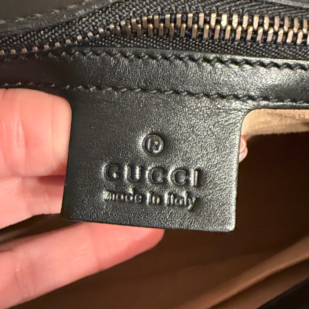 Gucci Black Quilted Marmont w/Gold Hardware - Picture 13 of 16